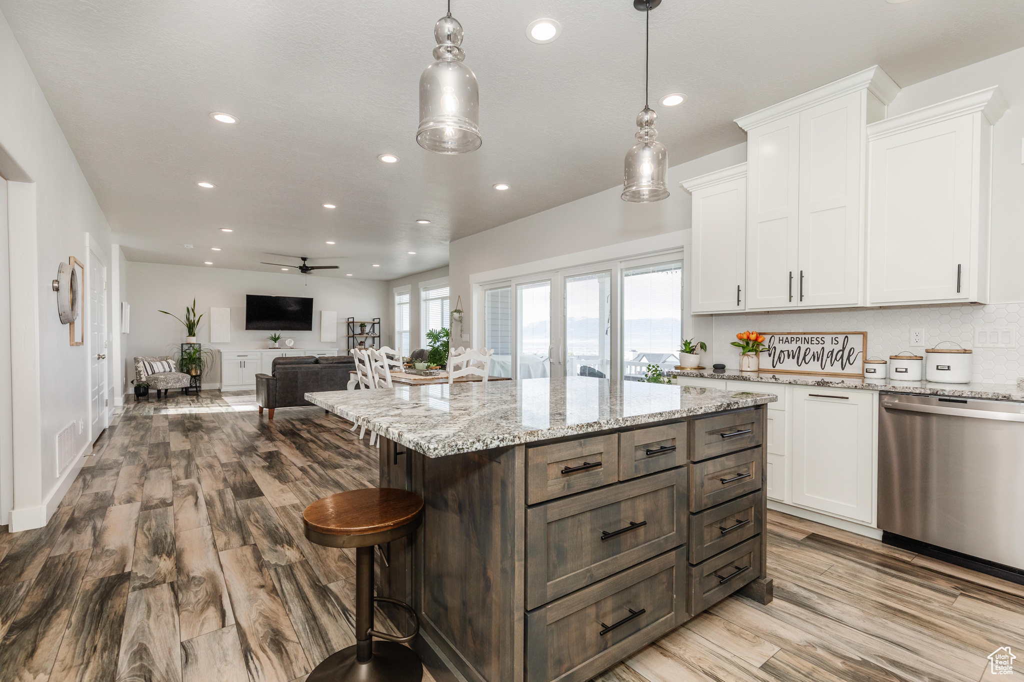 MOUNTAIN GATE SUBDIVISION - Residential