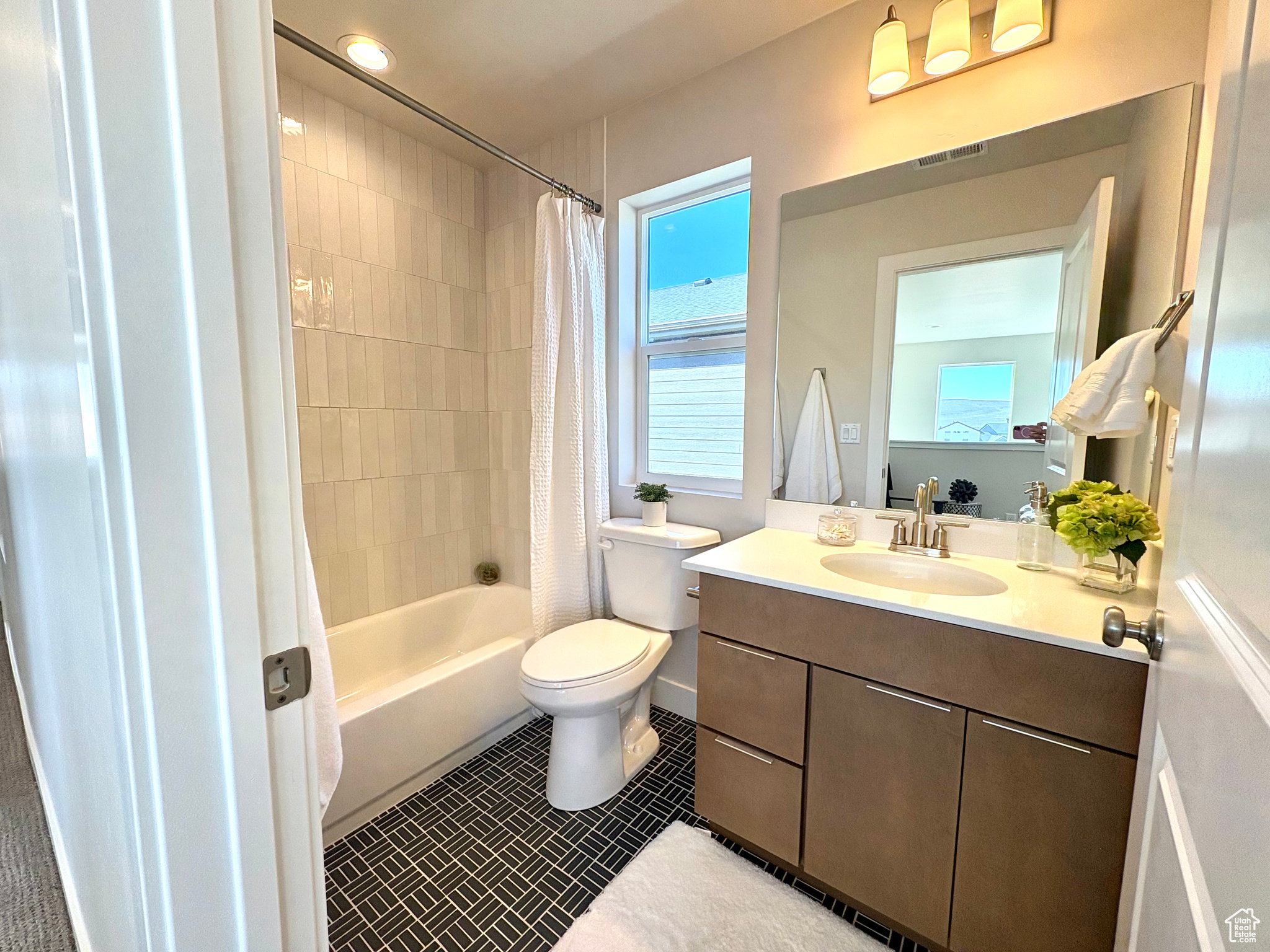 SILVER CREEK - Residential
