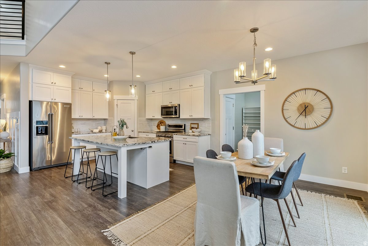 THE EXCHANGE - Residential