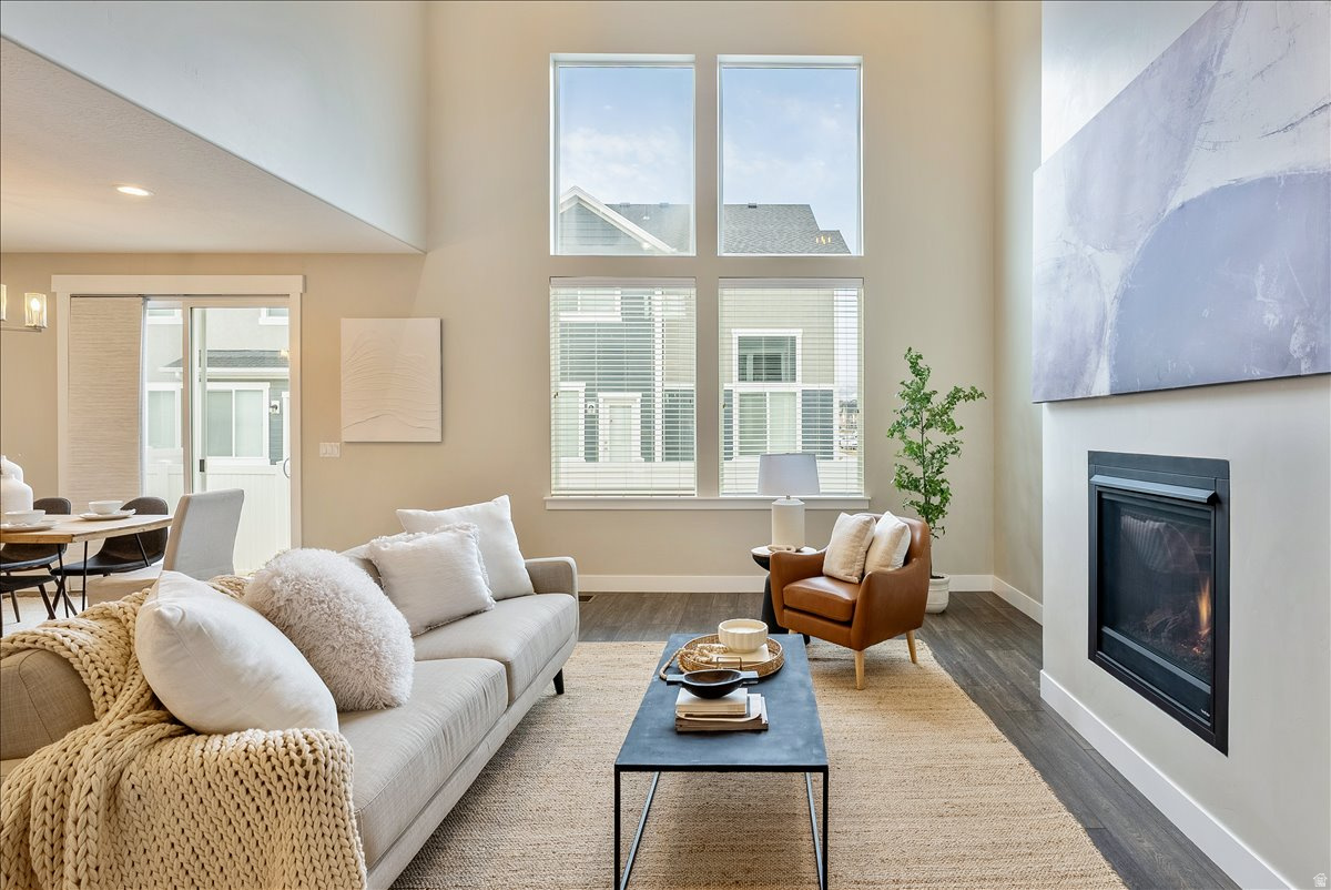 THE EXCHANGE - Residential