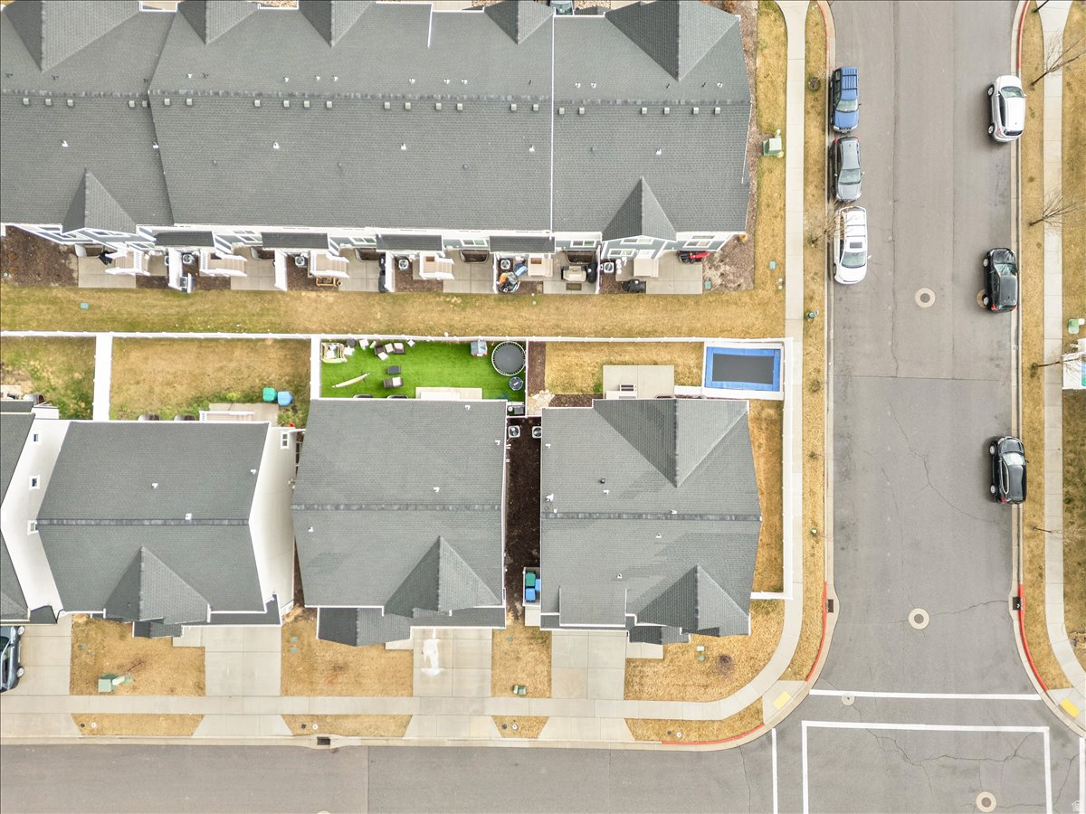 THE EXCHANGE - Residential