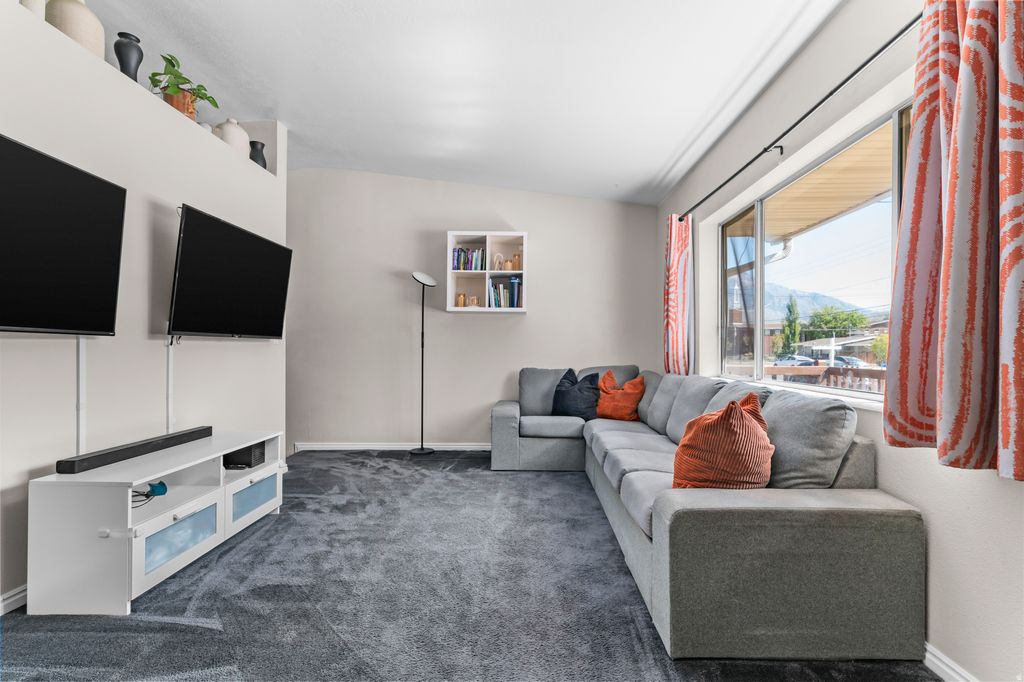 Photo of 1554 S 800 E, Orem, UT 84097 (MLS # 2158197)