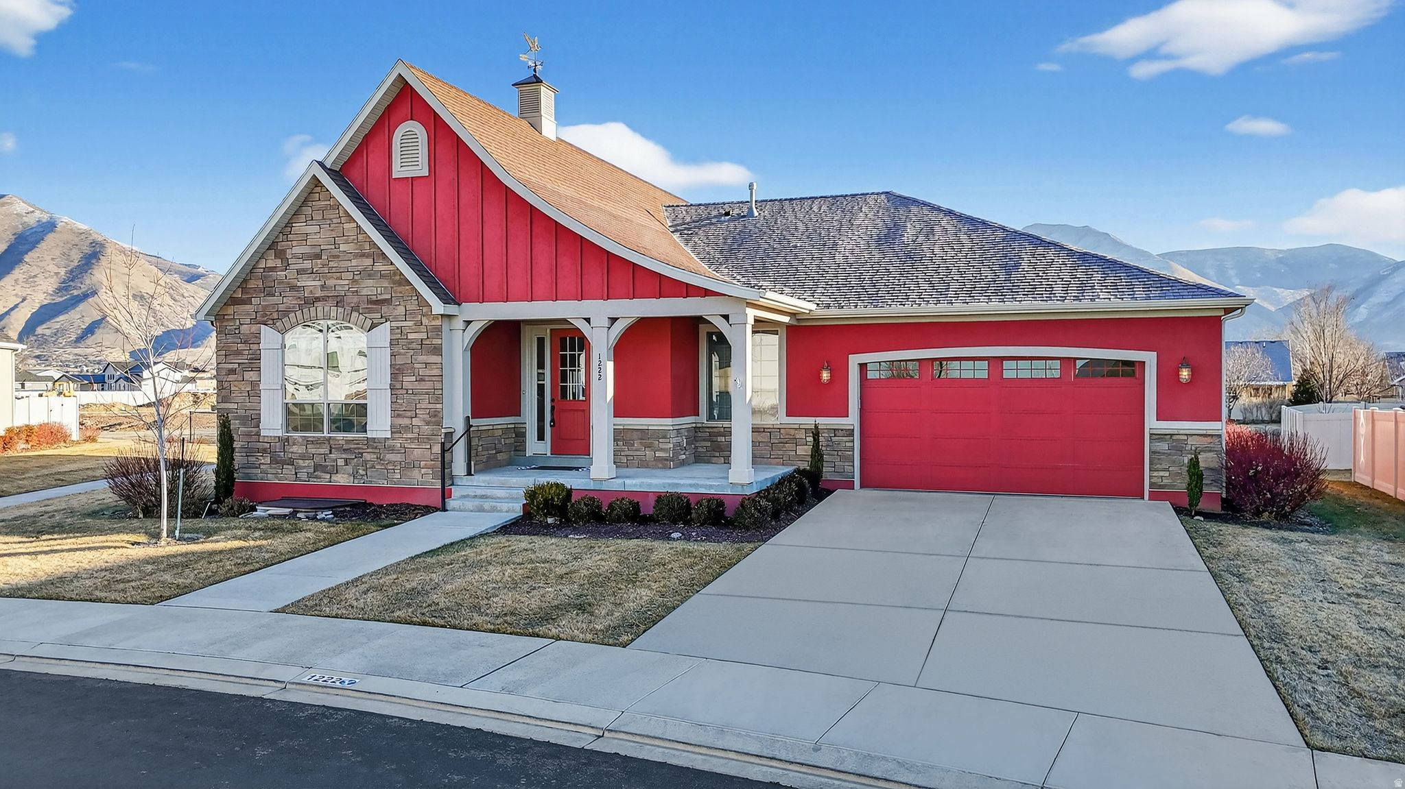 WHISPER ROCK PUD - Residential