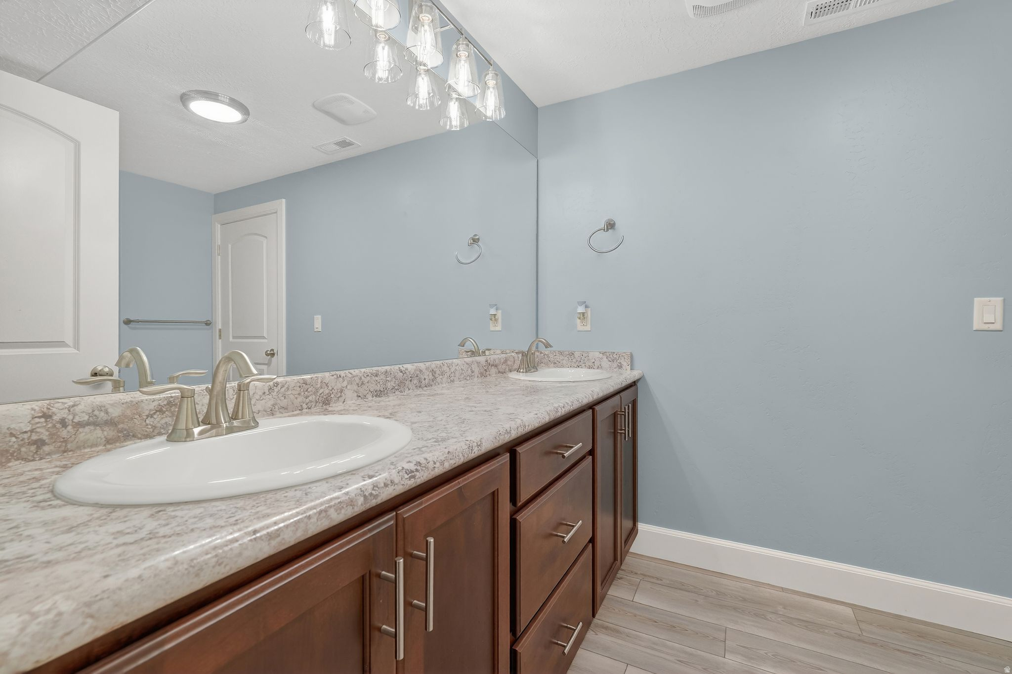 WHISPER ROCK PUD - Residential