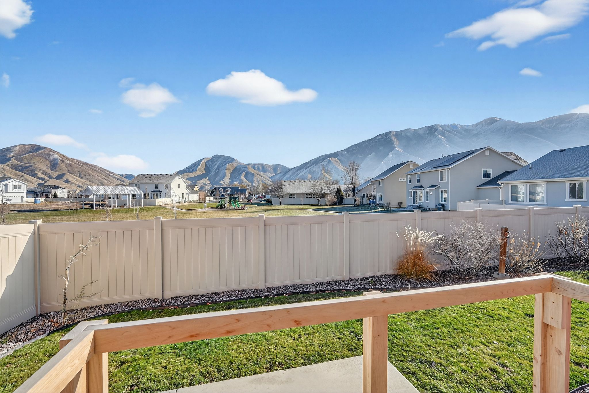 WHISPER ROCK PUD - Residential