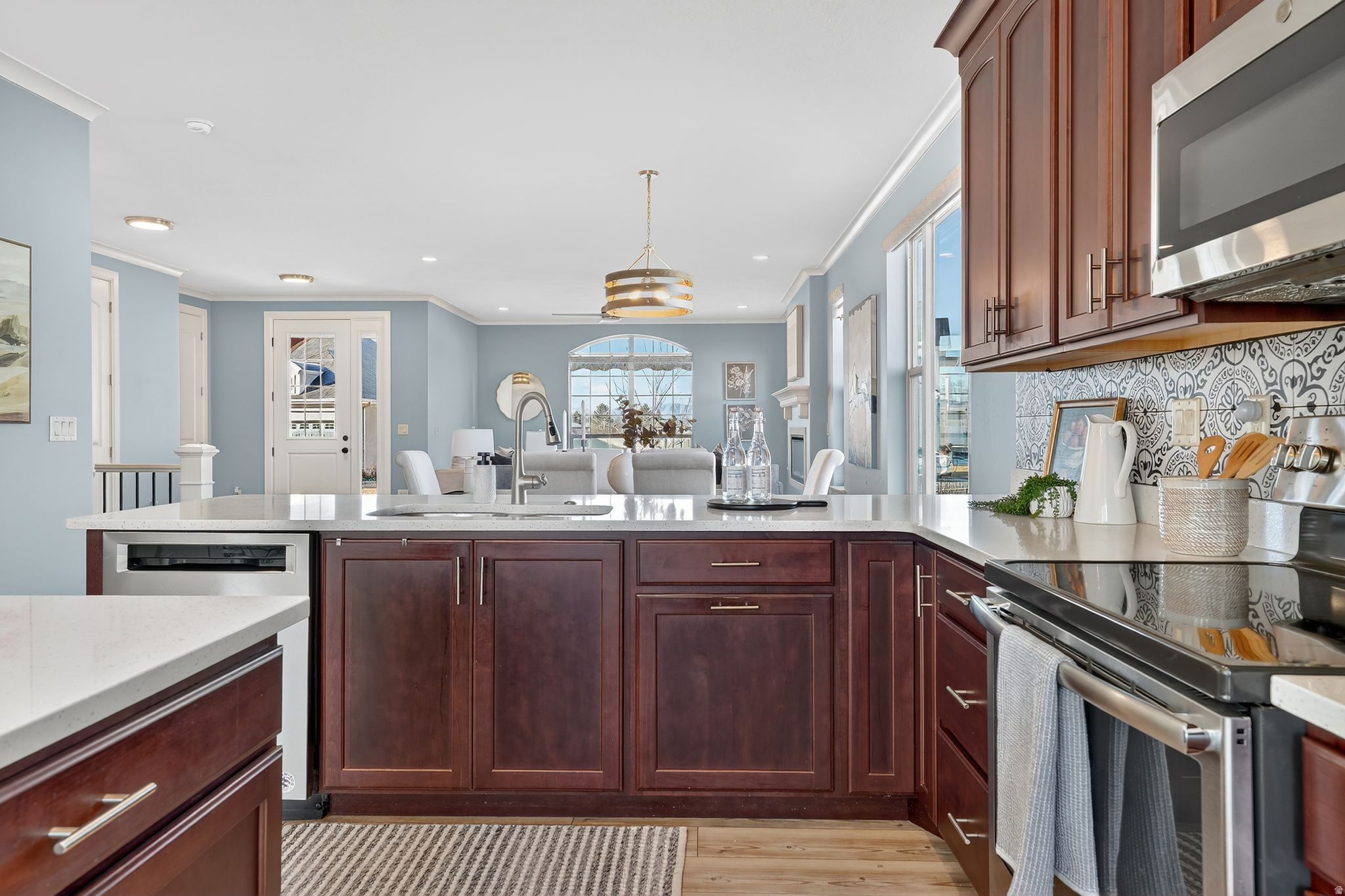 WHISPER ROCK PUD - Residential