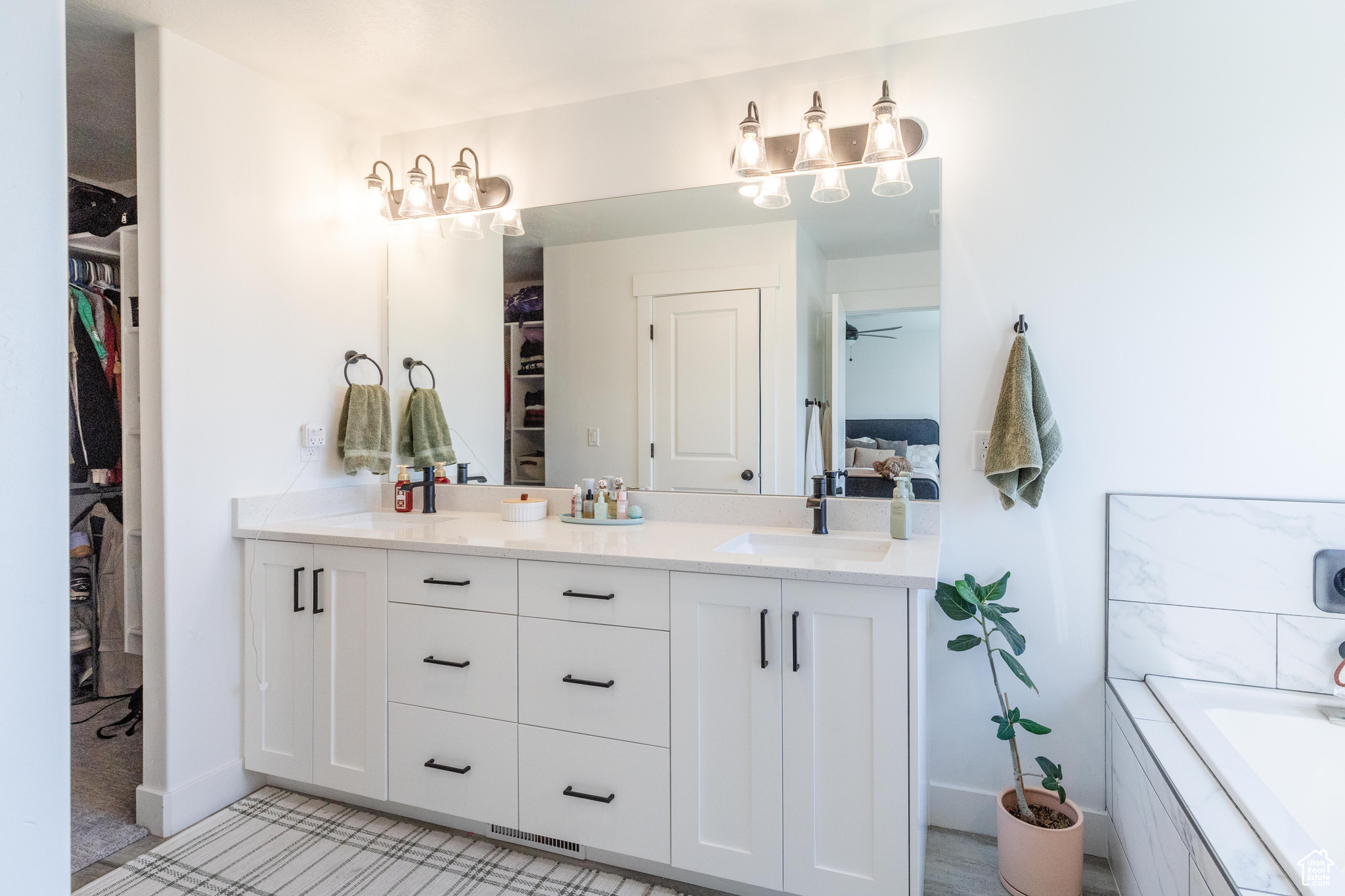 CANYON ESTATES SUBDIVISION PHASE 2 - Residential