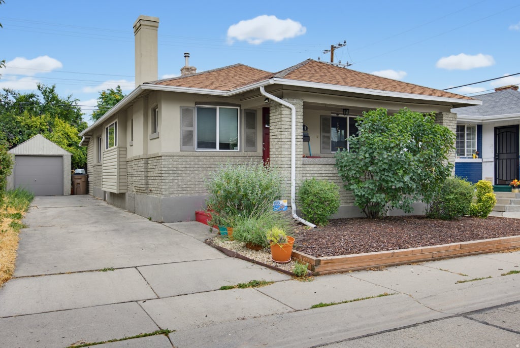 Photo of 118 E HAMPTON AVE, Salt Lake City, UT 84111 (MLS # 2174221)