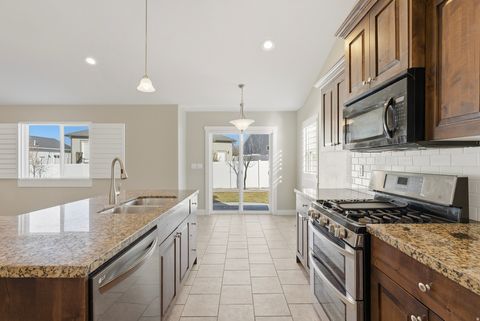 Tiny photo for 265 W 125 N, Clearfield, UT 84015 (MLS # 2132248)