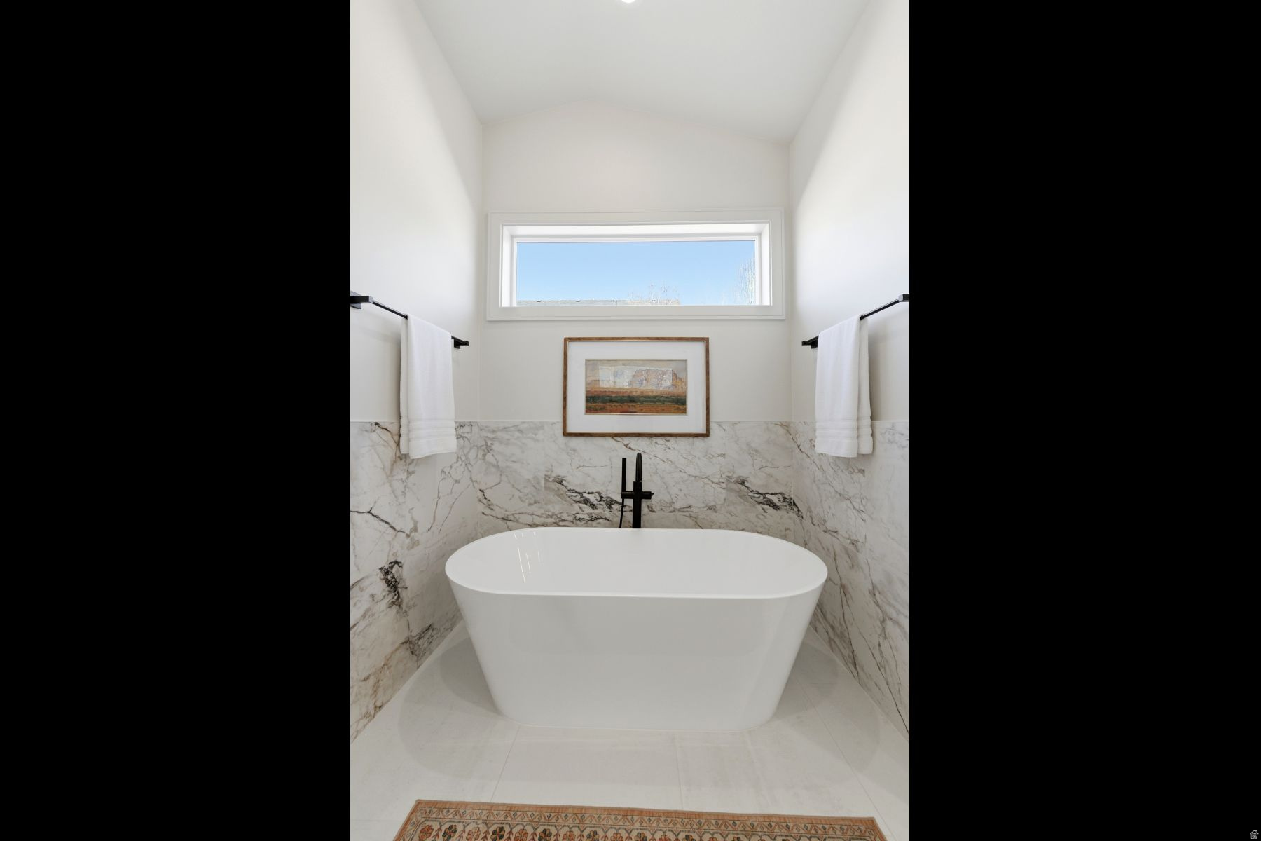 RIVER VIEW - Residential