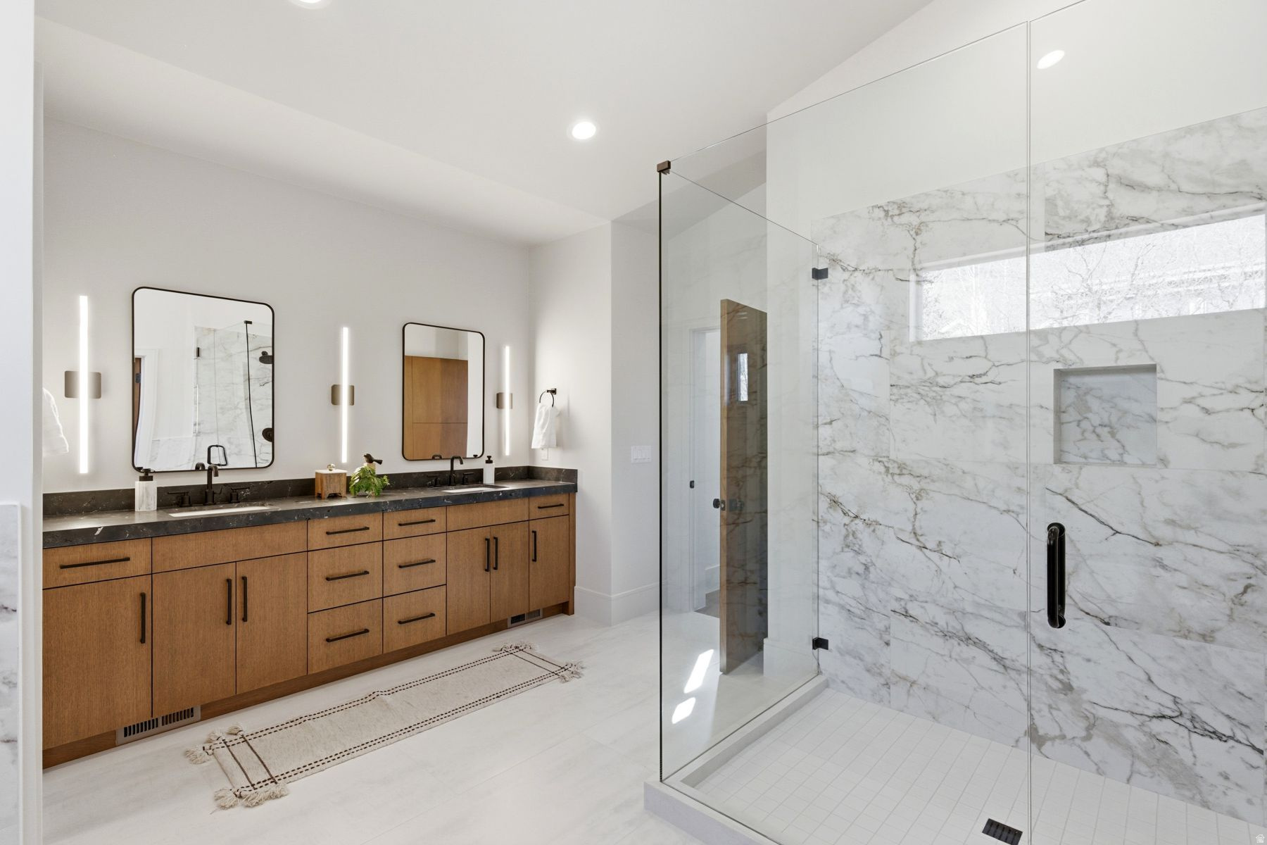 RIVER VIEW - Residential