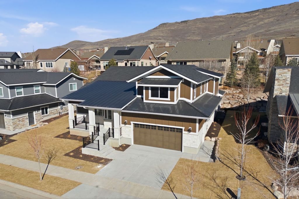 Photo of 570 W KNOLLWOOD DR, Heber City, UT 84032 (MLS # 2136946)