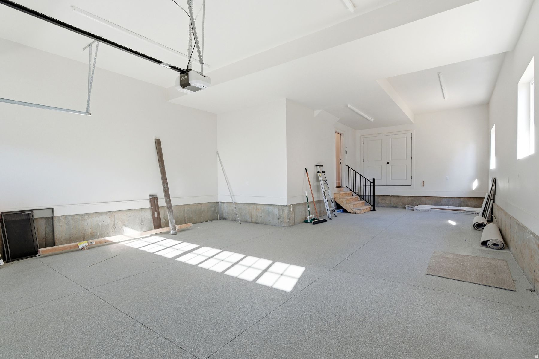 RIVER VIEW - Residential