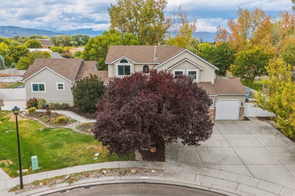 Photo of 13106 S SOUTH BLAZE CT W, Riverton, UT 84065 (MLS # 2186609)