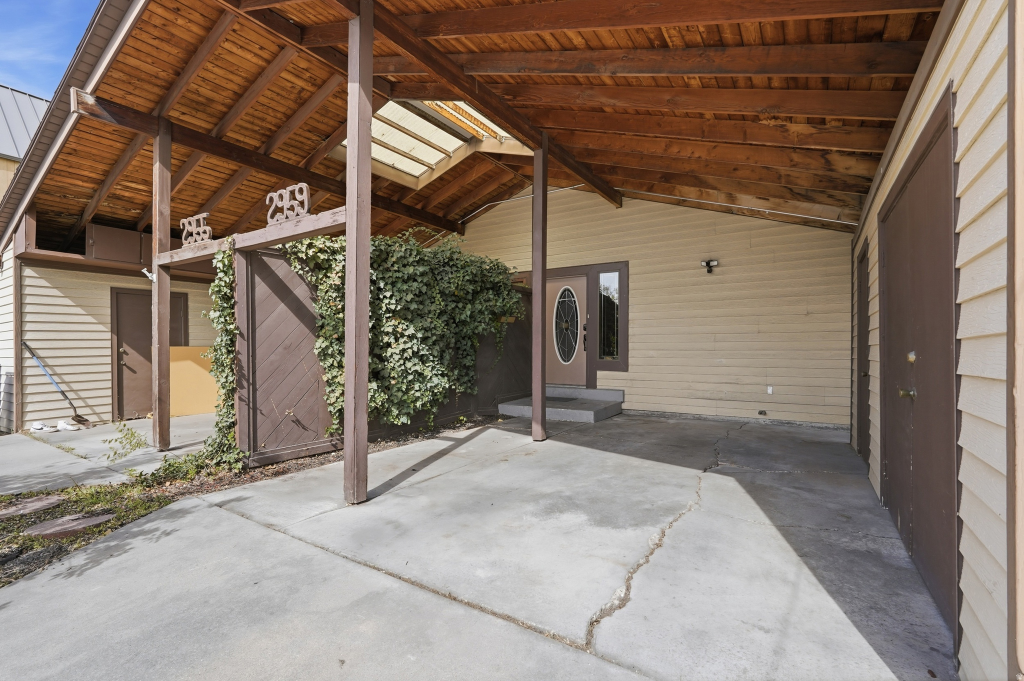 HOMEFIELD - Residential