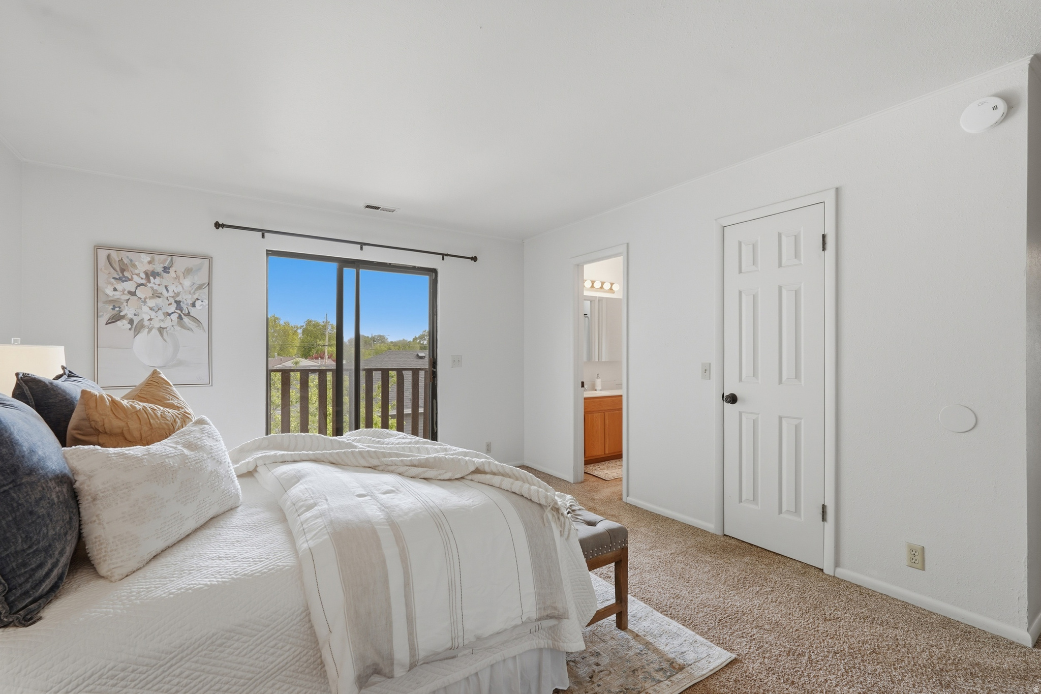 HOMEFIELD - Residential