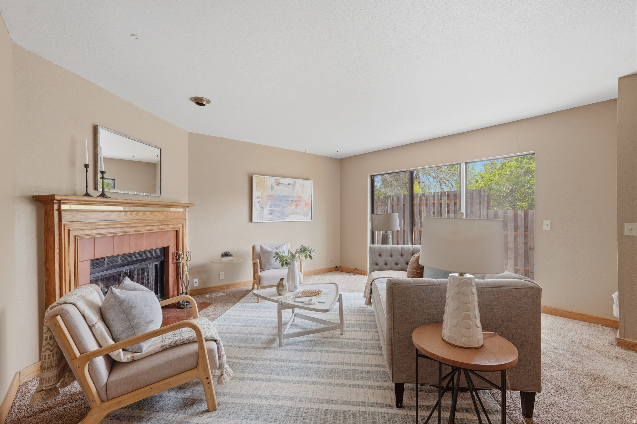 HOMEFIELD - Residential
