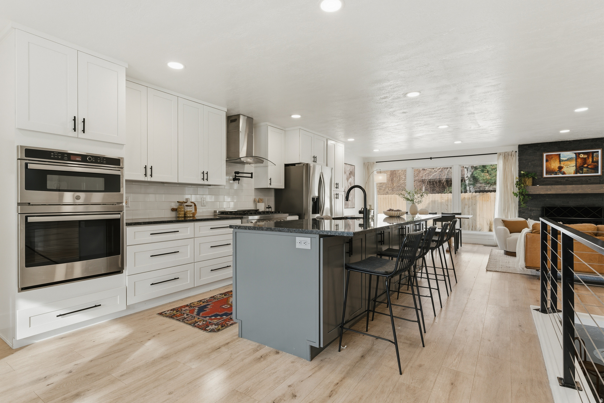 APPLE VALLEY - Residential