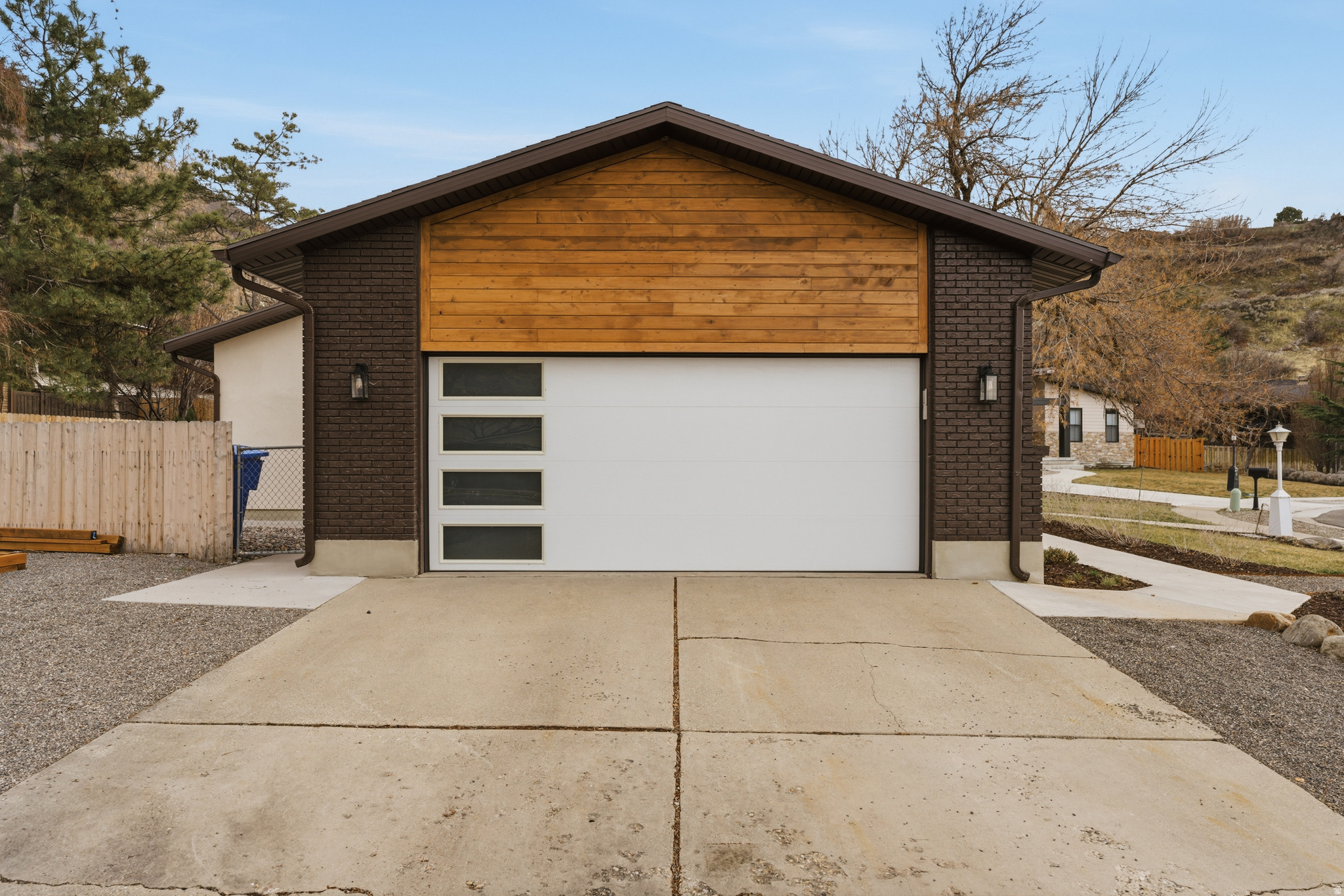 APPLE VALLEY - Residential