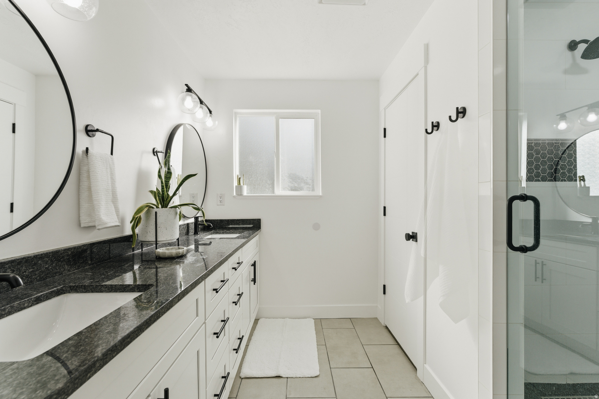 APPLE VALLEY - Residential