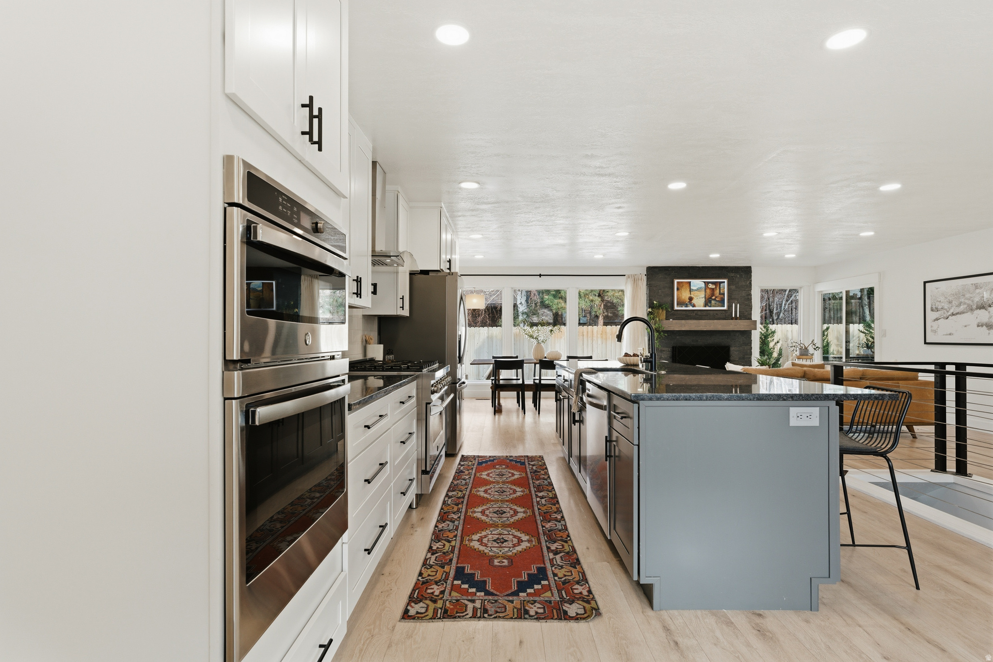 APPLE VALLEY - Residential