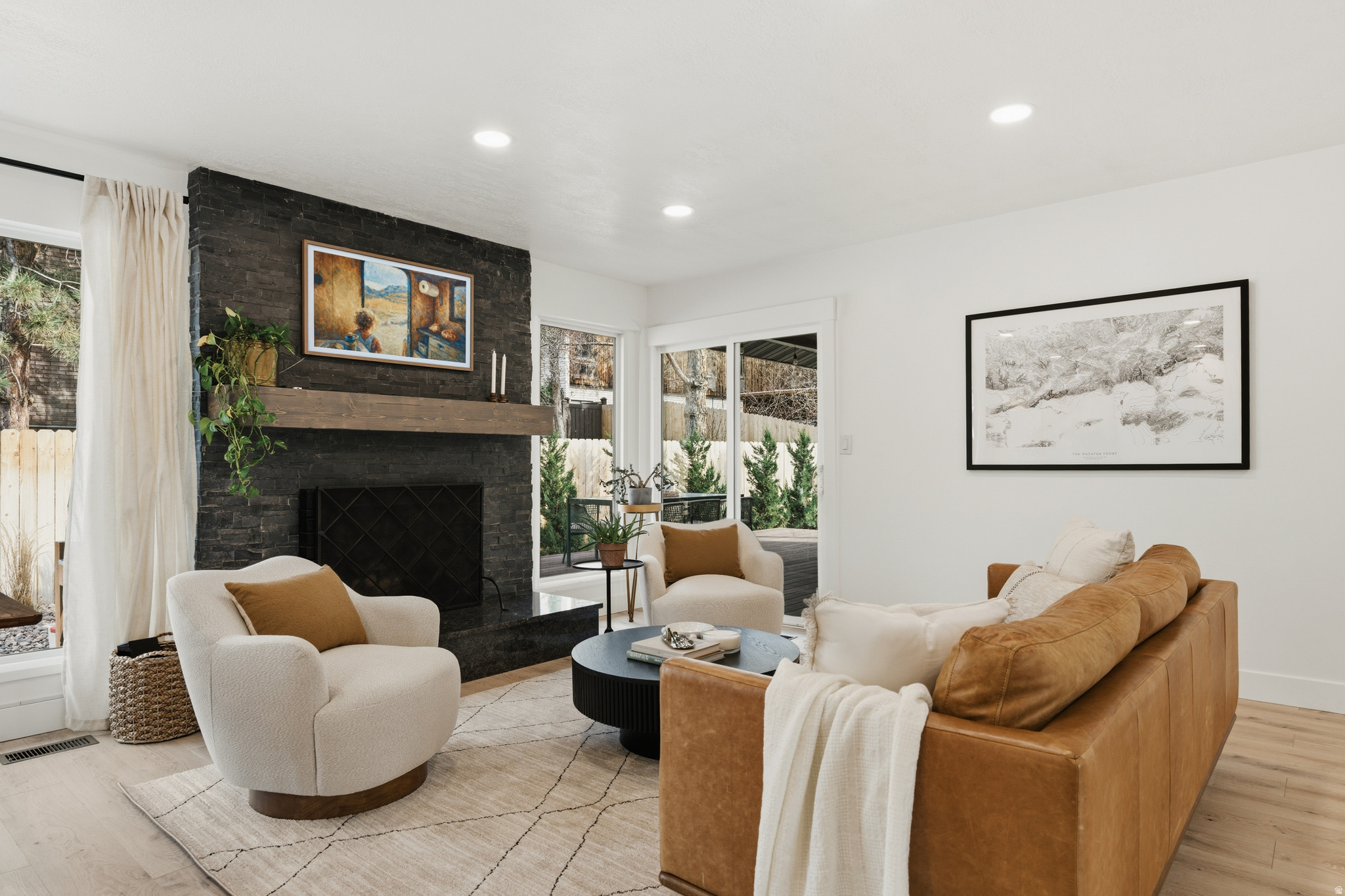 APPLE VALLEY - Residential