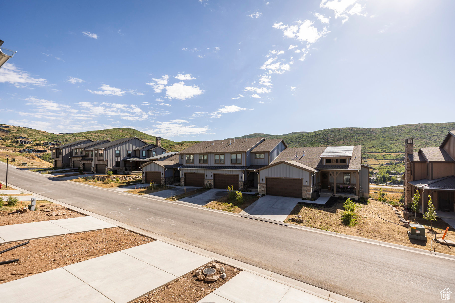 DEER SPRINGS - Residential