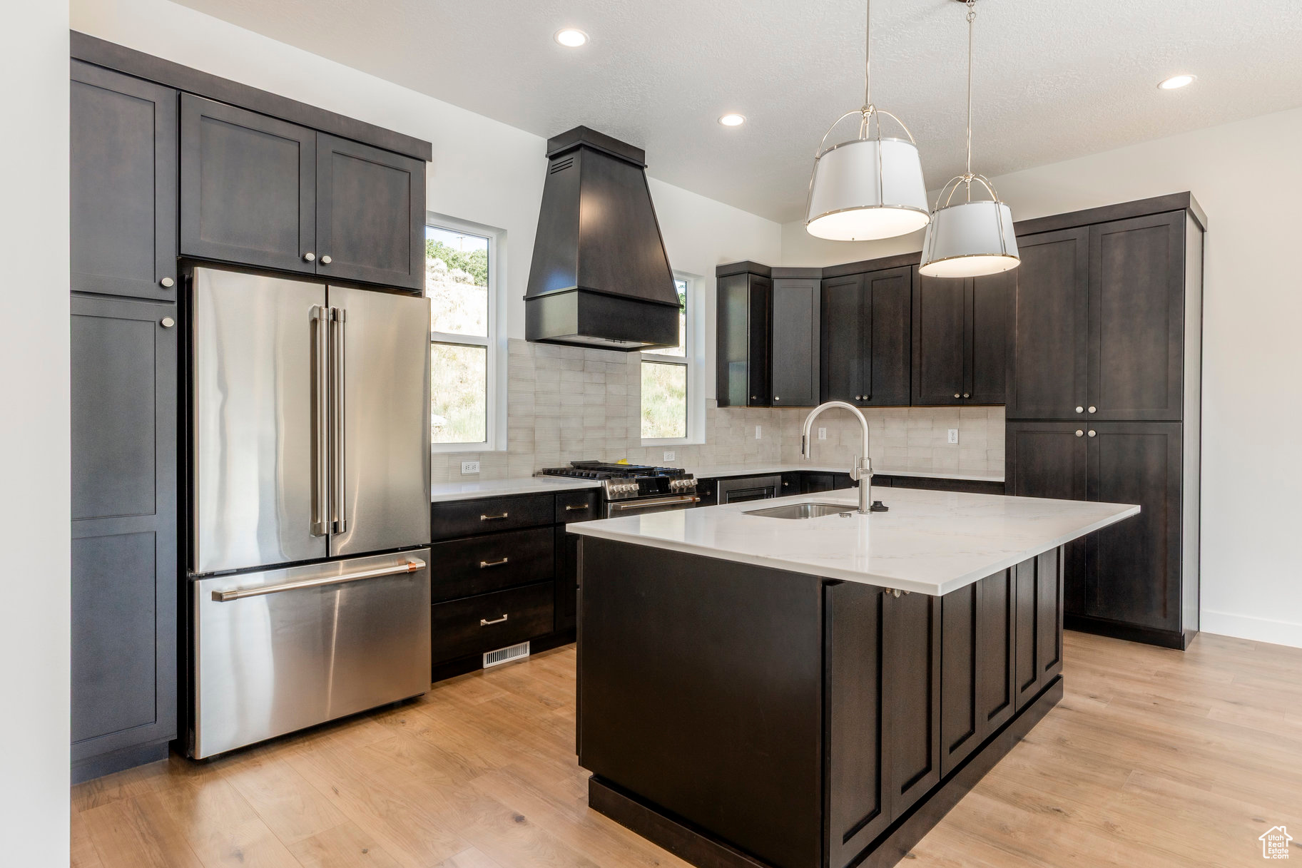 DEER SPRINGS - Residential