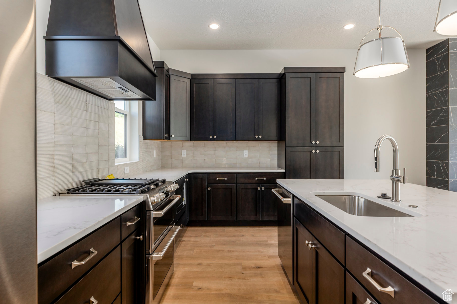 DEER SPRINGS - Residential
