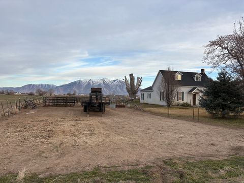 Tiny photo for 6167 S 2800 W, Lake Shore, UT 84660 (MLS # 2134328)