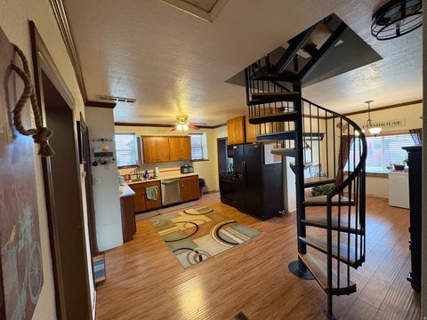 Tiny photo for 6167 S 2800 W, Lake Shore, UT 84660 (MLS # 2134328)