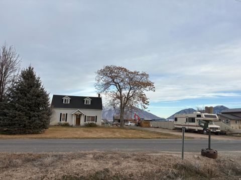 Tiny photo for 6167 S 2800 W, Lake Shore, UT 84660 (MLS # 2134328)