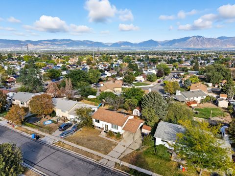 Photo of 5663 S CHINA CLAY DR W, Salt Lake City, UT 84118 (MLS # 2114009)