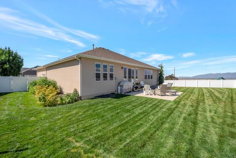 Tiny photo for 1288 N HORIZON VIEW LOOP W, Elk Ridge, UT 84651 (MLS # 2121489)