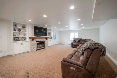 Tiny photo for 1288 N HORIZON VIEW LOOP W, Elk Ridge, UT 84651 (MLS # 2121489)