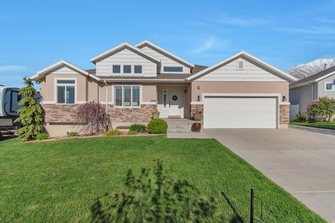 Photo of 1288 N HORIZON VIEW LOOP W, Elk Ridge, UT 84651 (MLS # 2121489)
