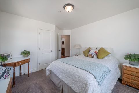 Tiny photo for 1288 N HORIZON VIEW LOOP W, Elk Ridge, UT 84651 (MLS # 2121489)