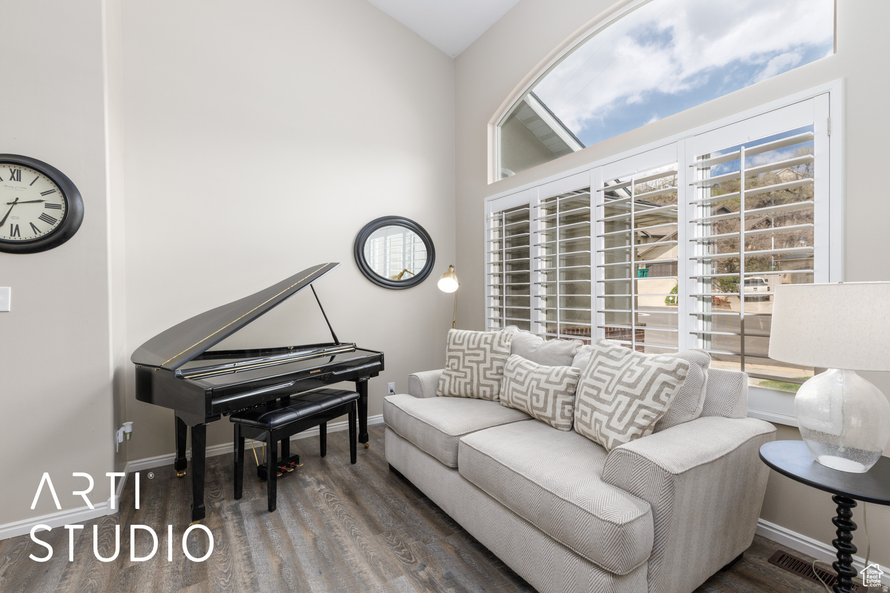 SLEEPY HOLLOW - Residential