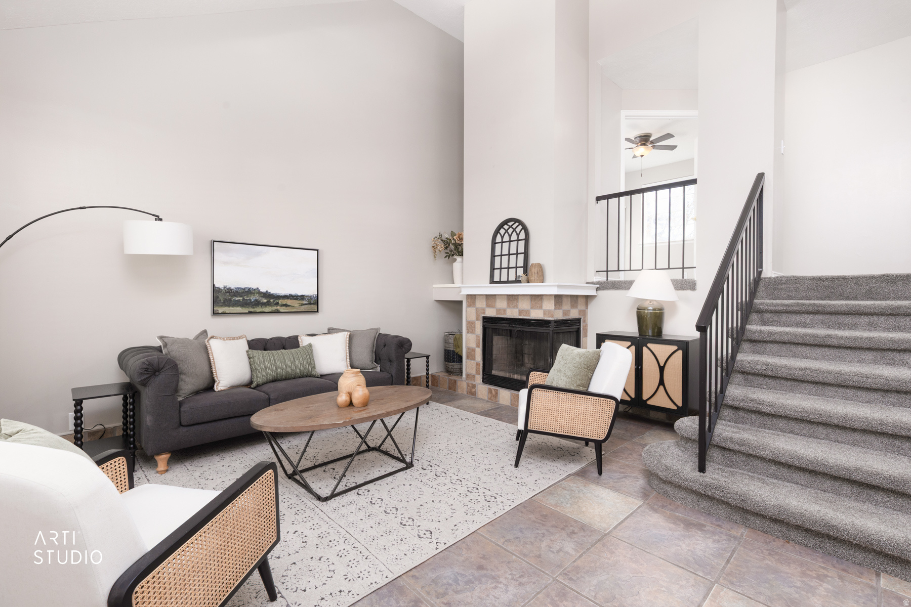 919 W NEW HAMPTON DR S