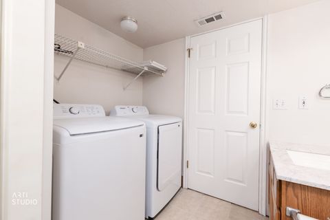 Tiny photo for 919 W NEW HAMPTON DR S, Murray, UT 84123 (MLS # 2120510)