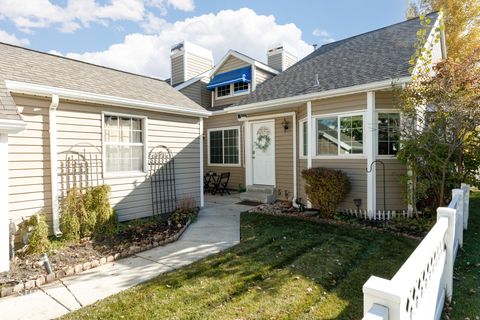 Tiny photo for 919 W NEW HAMPTON DR S, Murray, UT 84123 (MLS # 2120510)