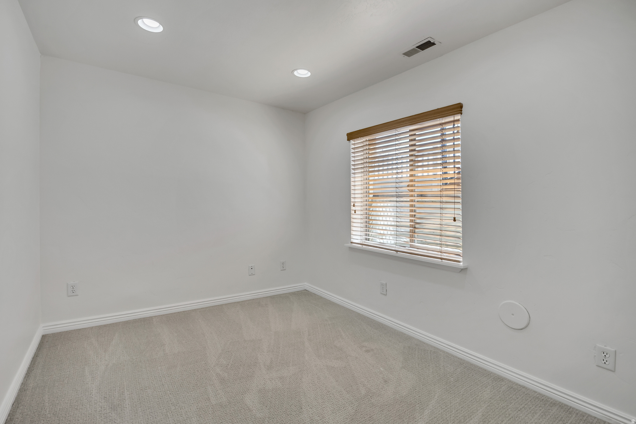 HIGHLAND HILLS - Residential