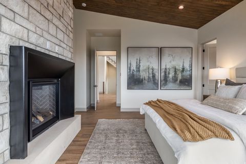 Tiny photo for 2065 E CHIMNEY ROCK CIR, Heber City, UT 84032 (MLS # 2140587)