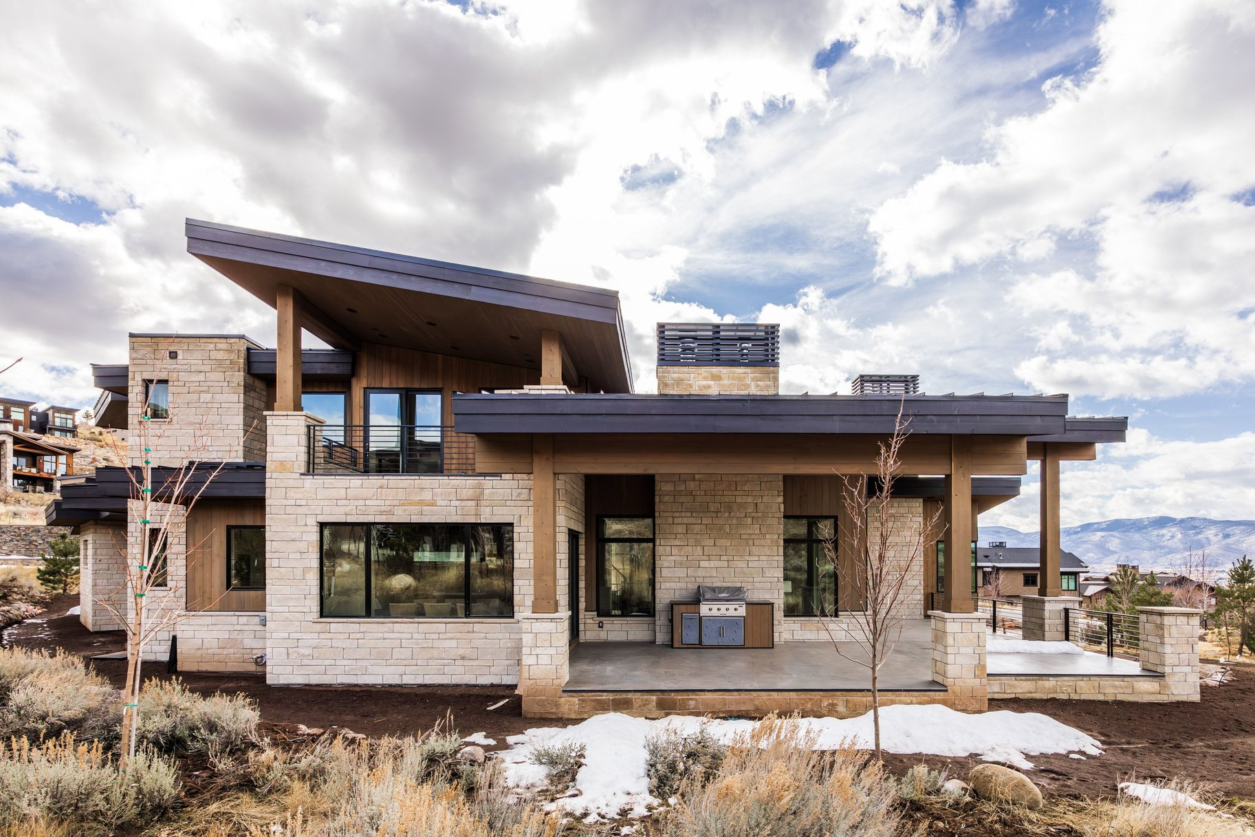 RED LEDGES - Residential