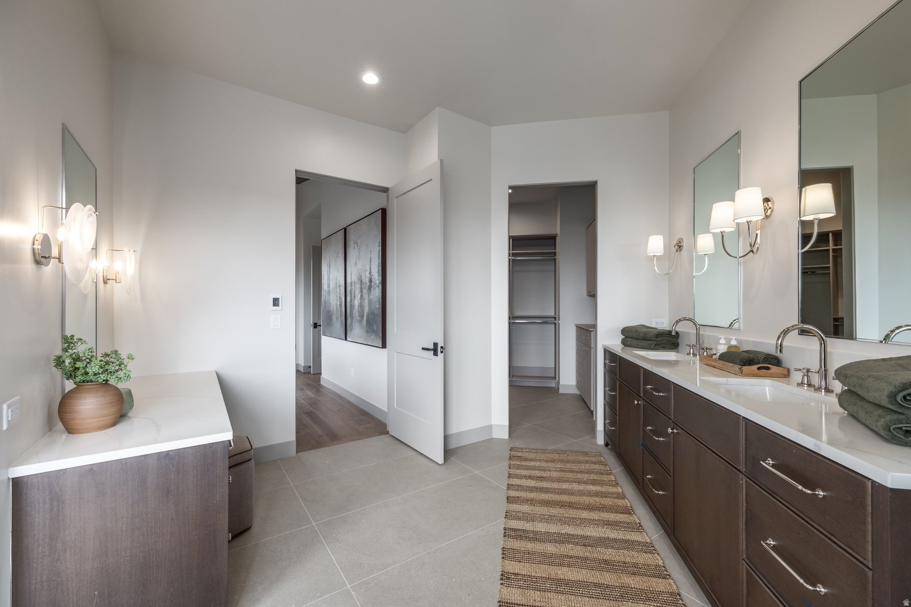 RED LEDGES - Residential