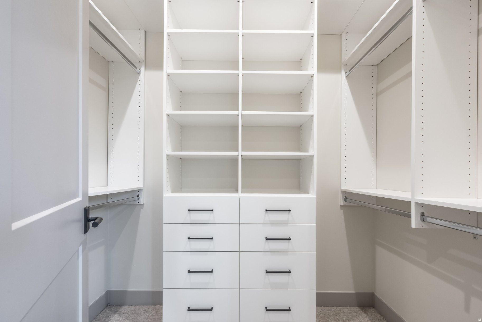 RED LEDGES - Residential