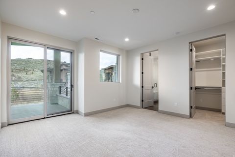 Tiny photo for 2065 E CHIMNEY ROCK CIR, Heber City, UT 84032 (MLS # 2140587)