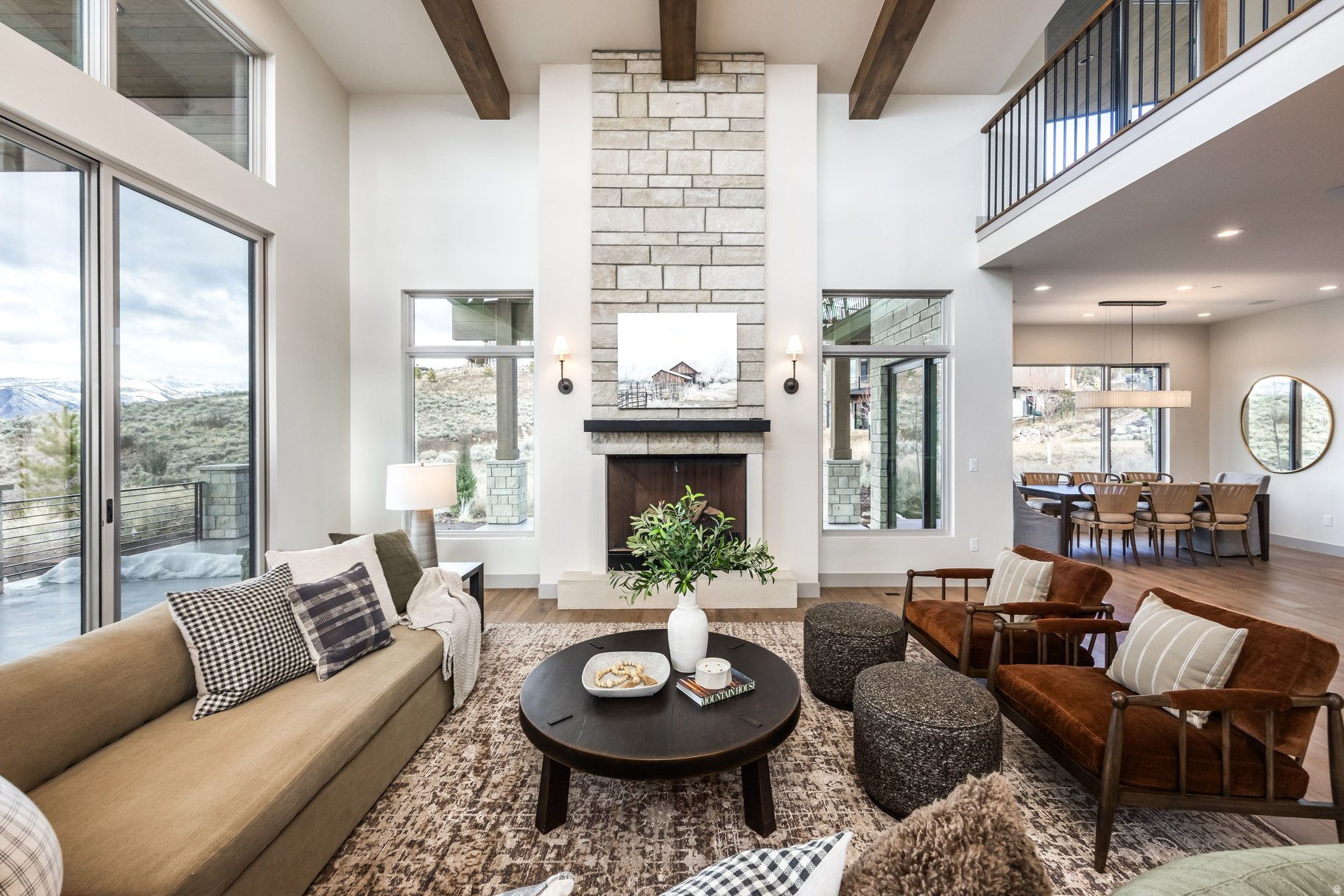 RED LEDGES - Residential