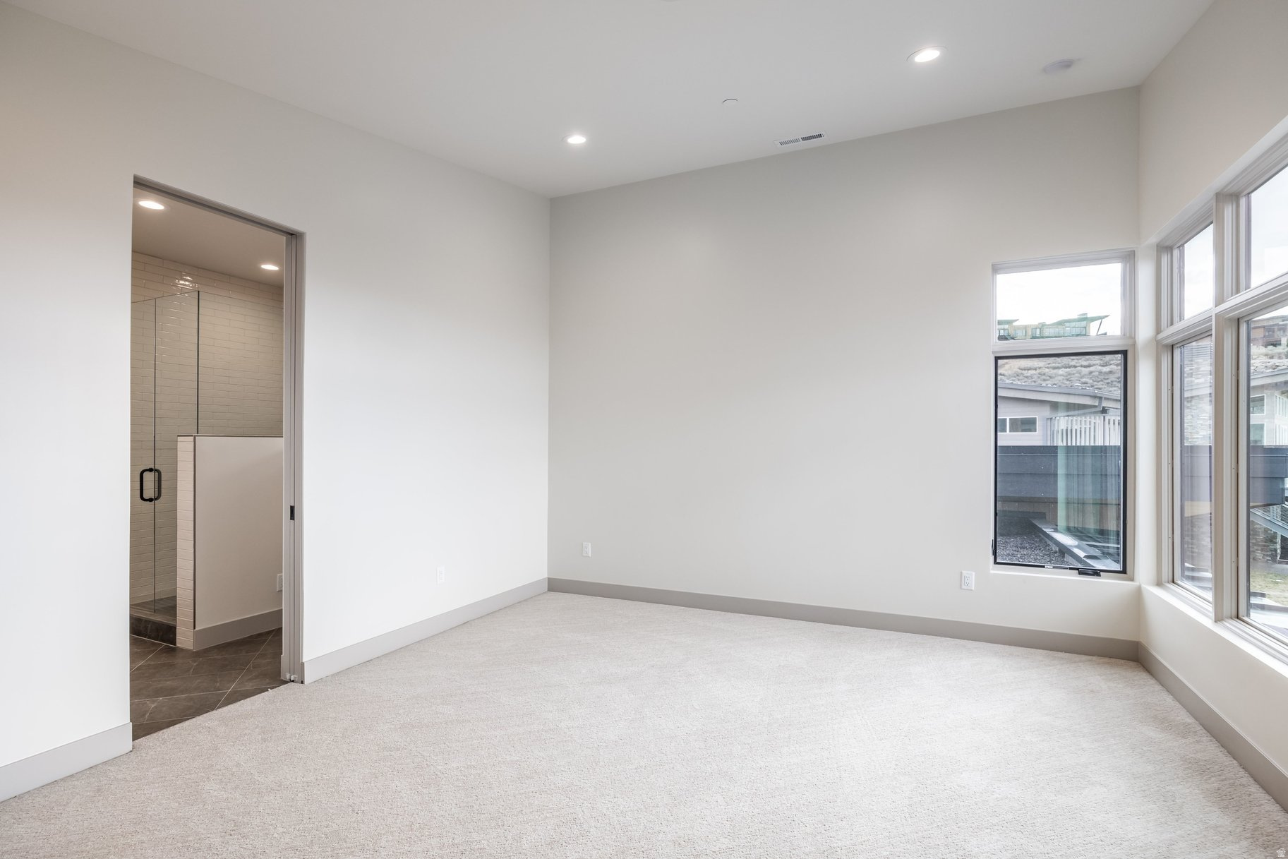 RED LEDGES - Residential