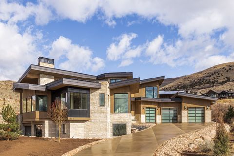 Photo of 2065 E CHIMNEY ROCK CIR, Heber City, UT 84032 (MLS # 2140587)